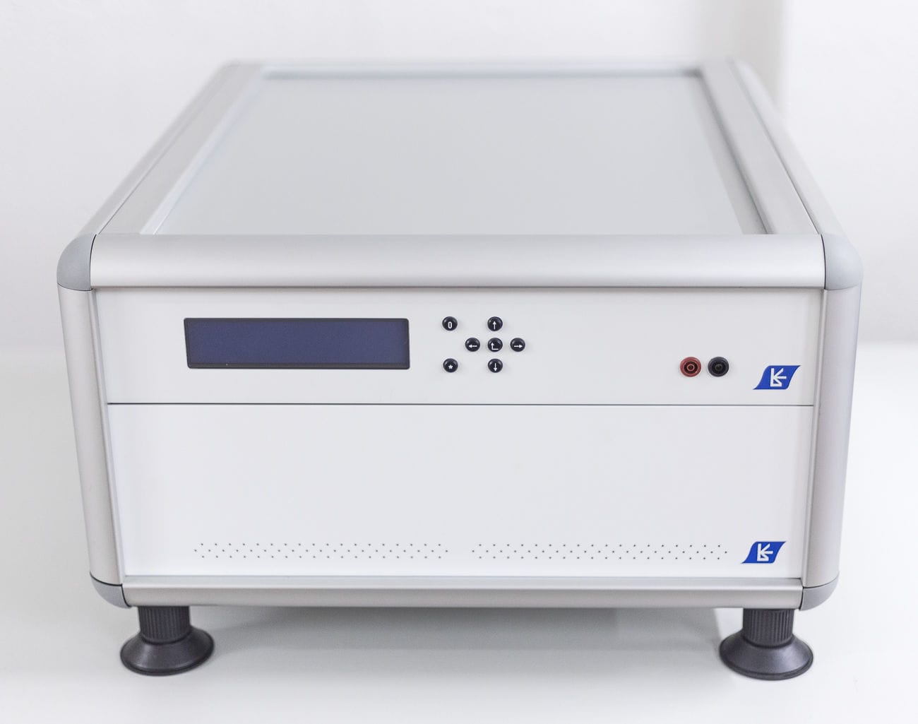 非磁性材料的殘磁檢測分析設備 PFMM | PERMEAMETER FEEBLY MAGNETIC MATERIALS