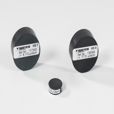 標準校正磁力矩 MAGNETIC MOMENT ETALONS 